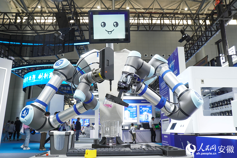 赶“科技大集” 看“硬核”成果