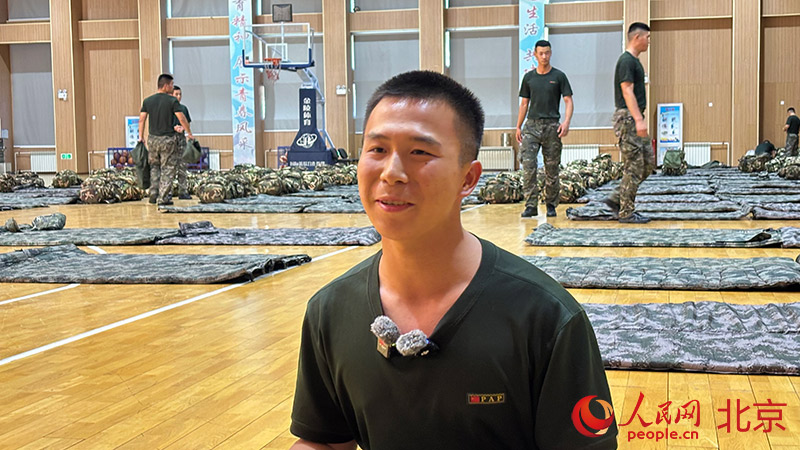 “我就觉得这些当兵的好帅”