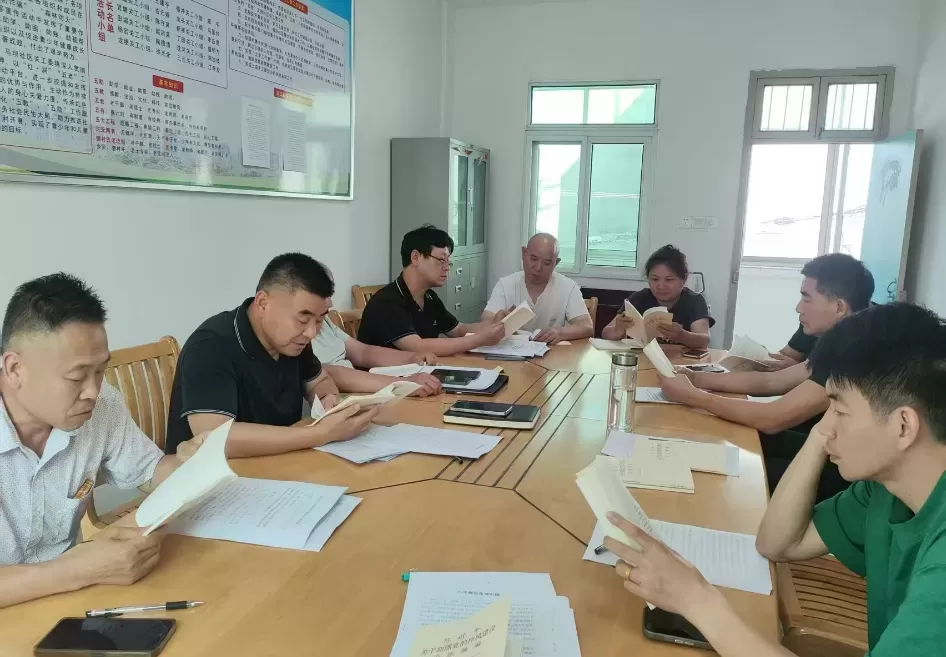 繁昌区繁阳镇马坝社区：扎实推进“热血青春筑国防”2025年下半年征兵工作