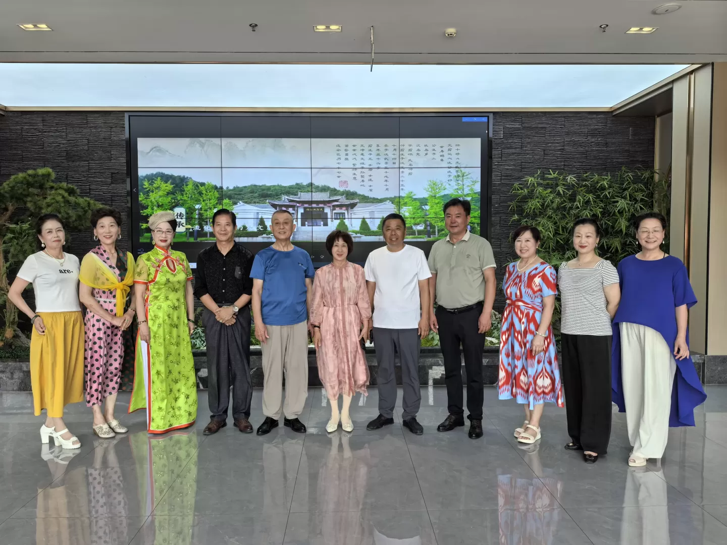 文翁研学旅游小镇举办书画理事单位揭牌仪式